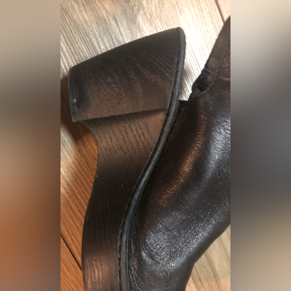 Born Devlyn Distressed Suede Platform Slingback C… - image 7